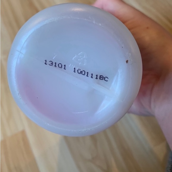 Beauty secrets acetone- little less than half bottle full! Must sell! - Picture 8 of 9